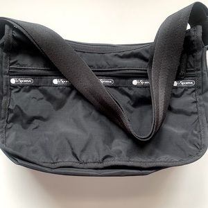 Le Sportsac Crossbody/Shoulder Bag
